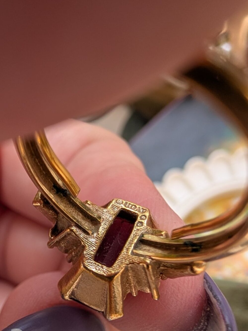 Vintage Art Deco Avon Amethyst Purple Glass Gold Tone Ring, Size 6 - Picture 10 of 12